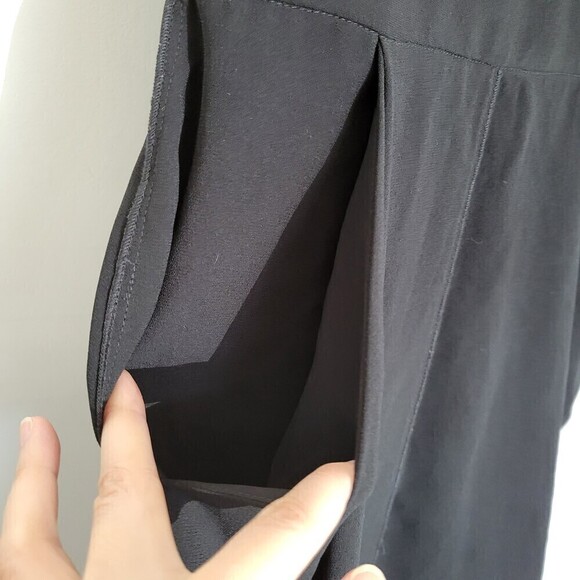 Aritzia Wilfred Black Sleeveless Leila Deep V Back Mini Dress Pockets Size 0 - Picture 9 of 14